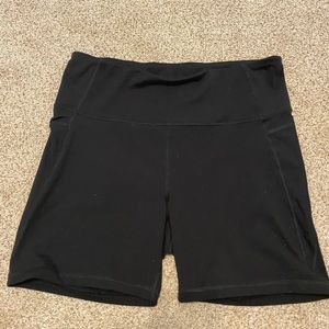 old navy black biker shorts